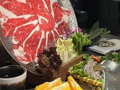 凑凑肥牛-湊湊火锅·茶憩(杭州湖滨银泰in77店)