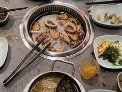 -金滏山烤肉·海鲜·火锅自助餐厅(襄阳万达店)