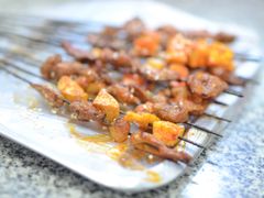 -马克力木手抓炕锅烤羊肉(盐湖一小区店)