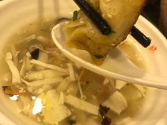 -小姜锅贴(凤凰街店)
