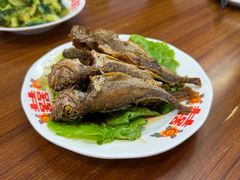 现炸秘制小黄鱼-谢记上海大排档(长寿路店)