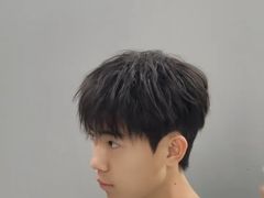 -鸿通城购物中心