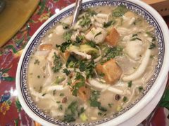 -闯关东东北农家菜(崂山石老人店)
