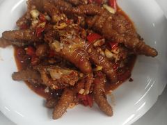 -独一佳老胡湘菜馆(矿山路店)