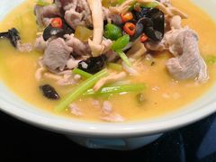 黄焖黑山羊-梅飞酒家(名辉豪庭店)