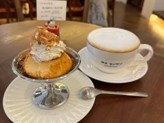 -Café Monson