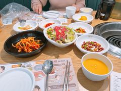 餐前小菜-本家韩国烤肉(青岛万象城店)