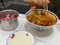 -阿瓦山寨·湘菜现炒·剁椒鱼头王(咸阳总店)