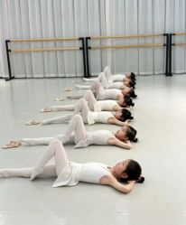 -泫舞舞蹈工作室