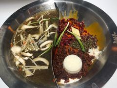 -卤校长重庆火锅(国兴店)