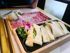-雾都渣渣火锅(南城智汇城店)