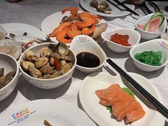 -领鲜活海鲜榴莲自助火锅(东门店)