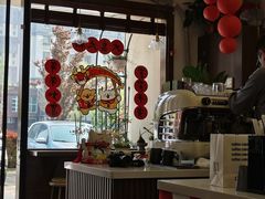 -芷桦咖啡(新城市广场店)