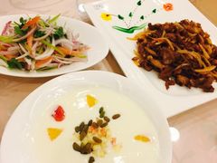 -马尔龙新疆饭店·清真(瑞景店)