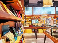 -百新书局(尚悦湾店)