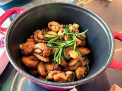 法式柠檬蒜香焗蘑菇-LES ELITES 英集荟(南京西路店)