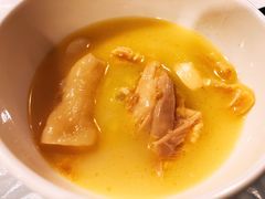 -鲜入围煮花胶鸡海鲜火锅