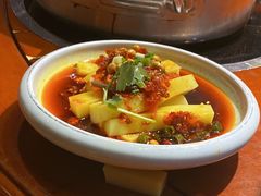 -亮欢寨酸汤鱼(沙冲路店)