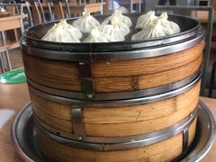 -清真老铁家灌汤包