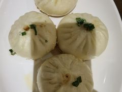 芝麻葱煎包-渝信川菜(西单店)