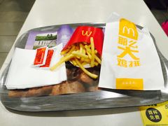 -麦当劳(轻轨曹杨路店)