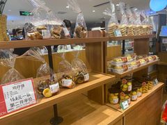 面包甜点陈列柜-面包工房(天河城店)