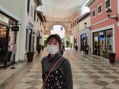 -佛罗伦萨小镇广佛名品奥特莱斯(疏港路店)