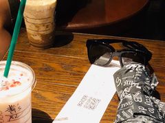-星巴克臻选(南京金茂览秀城店)