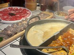-热火朝天鲜切牛肉火锅(南强街巷店)