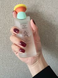 -洛伊科技抗衰护肤中心