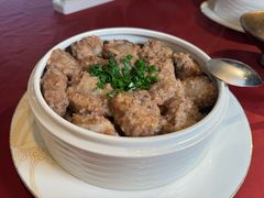 莲藕粉蒸伊比利亚黑毛猪排骨-RIVIERA 松鹤楼(外滩店)