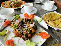 -Lake Shore Hotel & Restaurant