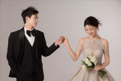 -挪娅婚纱摄影皇家会所