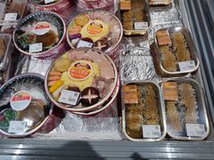 -胖东来生活广场(健康路店)