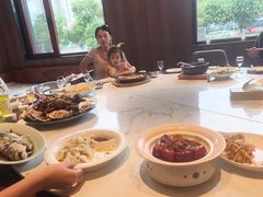 -五谷丰登农家院·地道胶东菜·海鲜烧烤(威海店)