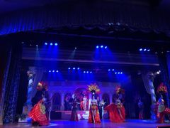-金东尼人妖秀