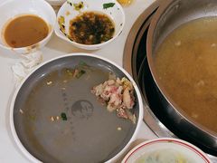 -三头牛·潮汕牛肉生蚝火锅 (夏湾店)