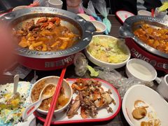 -胖哥俩肉蟹煲(济南世茂国际广场店)
