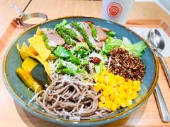 香草牛肉能量沙拉碗-池奈·日式咖喱蛋包饭(赛高店)