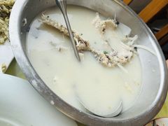 -雪湖煜辰鱼头老店(雪野湖店)