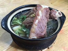 牛骨头粉丝砂锅-老方牛味馆