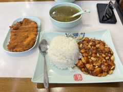 -苏沪老鸿兴城市饭堂(肇嘉浜路店)