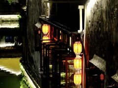 -仓桥直街臭豆腐