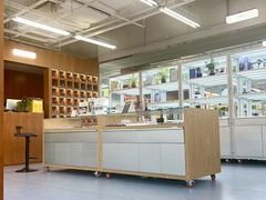 -无奔眼镜·蔡司·依视路授权店(马家堡店)