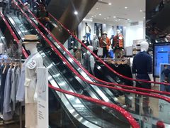-优衣库(深圳万象天地旗舰店)