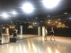 -YASAKI国际舞蹈中心