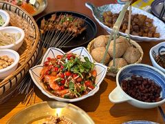 -包整·丝娃娃(一览甲秀楼风景店)