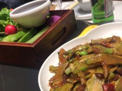 -五谷丰登农家院·地道胶东菜·海鲜烧烤(威海店)
