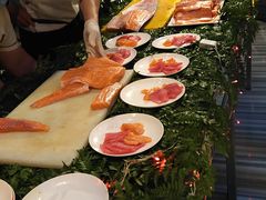 -唐拉雅秀酒店-西锦汇空中BBQ·思创餐厅