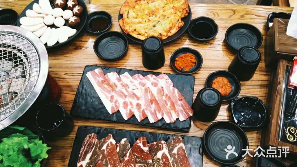 黑牛家炭火烤肉图片 - 第1张